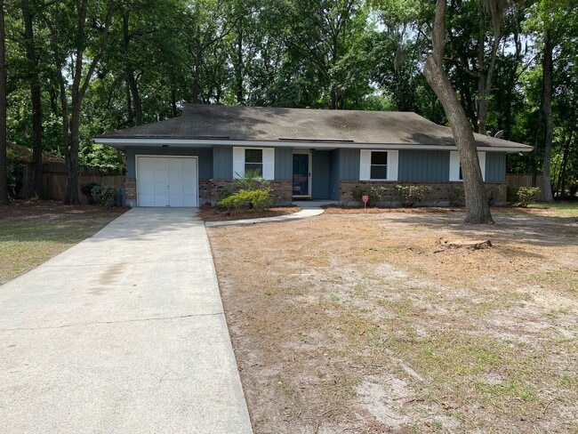 property at 1 Cambridge Ct