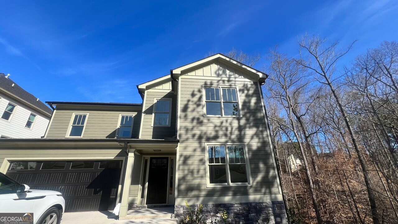 2685 Eagles Crest Ln in Decatur, GA - Building Photo