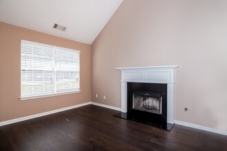 4195 Clarks Tr in Douglasville, GA - Building Photo - Building Photo