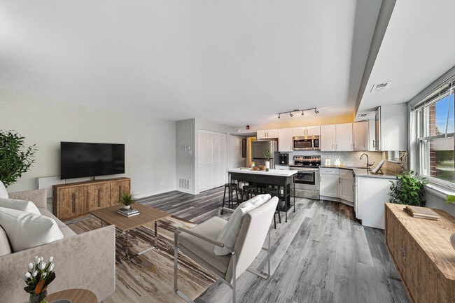 505 W Euclid Ave