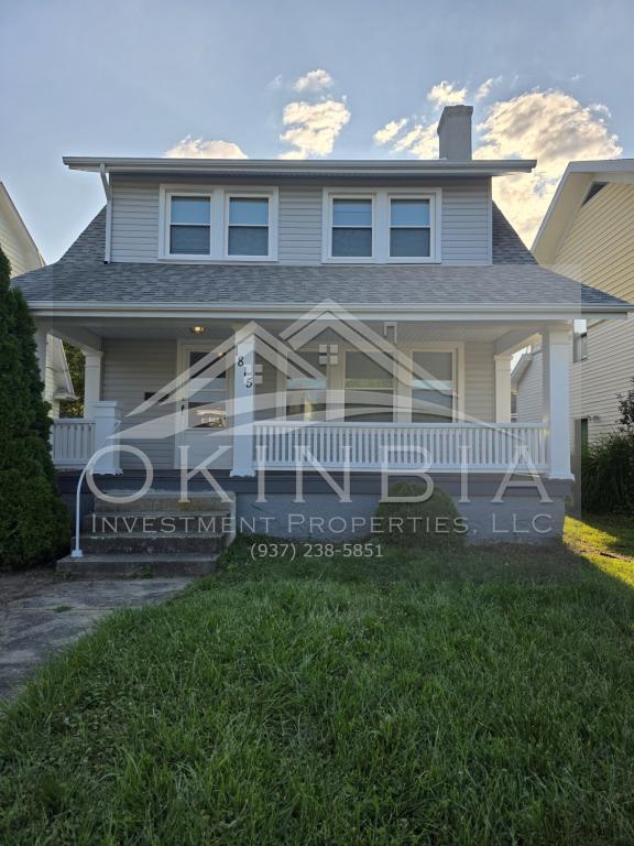 property at 1815 Catalpa Dr.