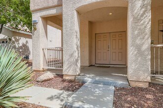 8964 Tom Noon Ave in Las Vegas, NV - Building Photo - Building Photo