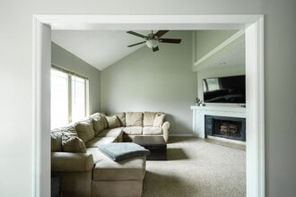 67 Groton Dr in Westerville, OH - Building Photo - Building Photo