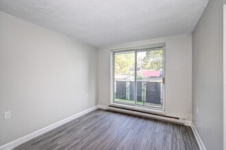 Egremont Street Apartments - Skyline Living in Wellington North, ON - Building Photo - Building Photo