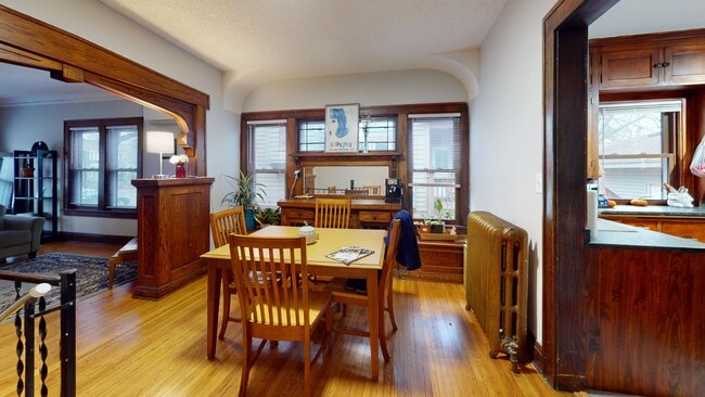 property at 1808 Como Ave SE