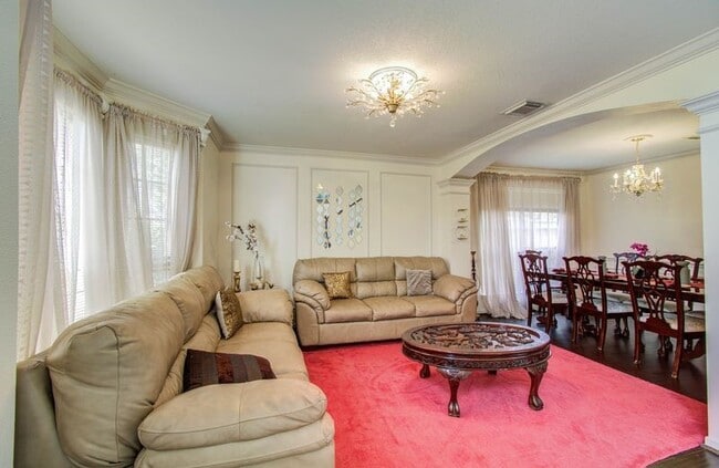 3219 Leila Oaks Dr in Houston, TX - Building Photo - Building Photo