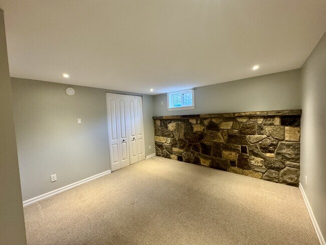 1503 Lepage Ave in Ottawa, ON - Building Photo - Building Photo