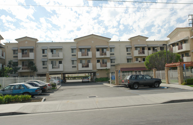 Telacu Pointe in Los Angeles, CA - Building Photo - Building Photo