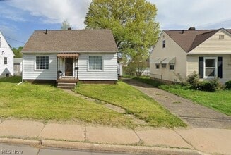 637 E Wilbeth Rd in Akron, OH - Building Photo - Building Photo