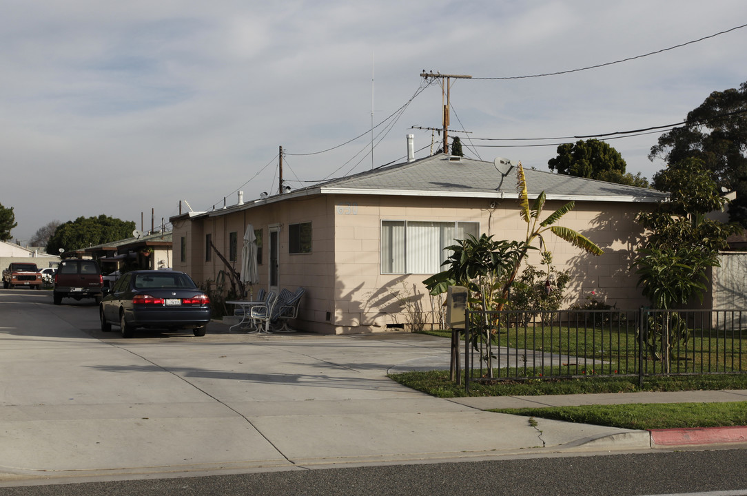 630 Hamilton St in Costa Mesa, CA - Foto de edificio