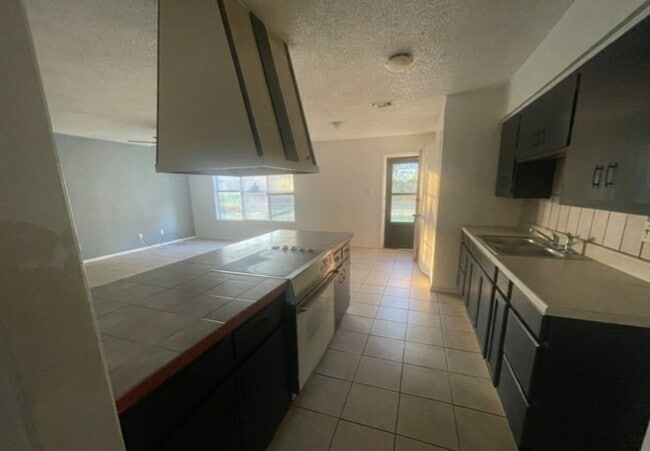 2714 Tampico Dr in Wichita Falls, TX - Building Photo - Building Photo
