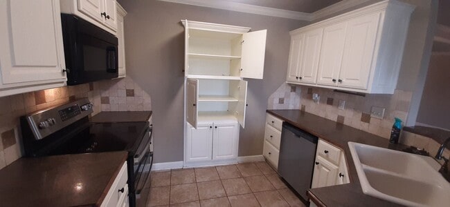 327 Austin Creek Dr in Austin, AR - Building Photo - Building Photo