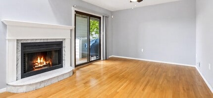 804 Spinnaker Ct in Secaucus, NJ - Building Photo - Building Photo