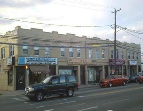 1884-1892 Grand Ave in Baldwin, NY - Building Photo - Building Photo