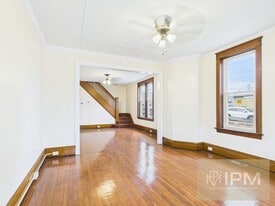 960 Hummel Ave in Lemoyne, PA - Building Photo