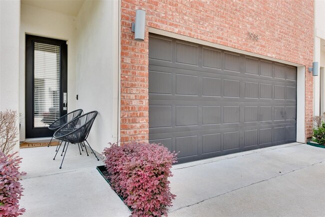 2938 Alice St in Houston, TX - Foto de edificio - Building Photo