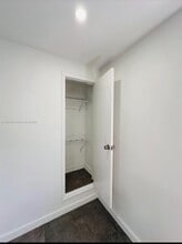 5541 NW Miami Ct in Miami, FL - Building Photo - Building Photo