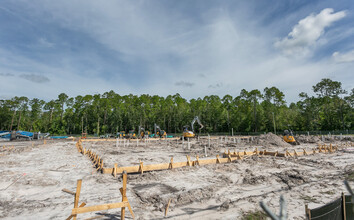 Saddle Brook Landing Apartments in Jacksonville, FL - Building Photo - Building Photo