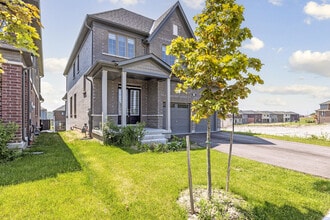 1090 Denton Dr in Cobourg, ON - Building Photo - Building Photo