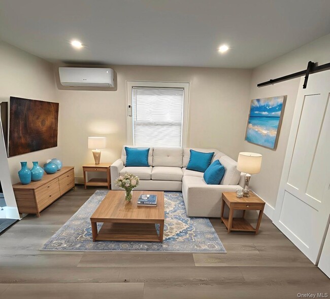 28 Acorn Terrace in New Rochelle, NY - Building Photo - Building Photo