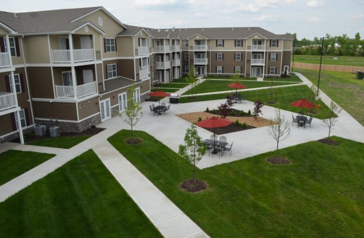 Connect55+ Independence Senior Community 55+ in Independence, MO - Foto de edificio
