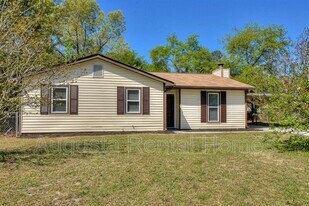 2317 Woodsman Dr in Augusta, GA - Building Photo