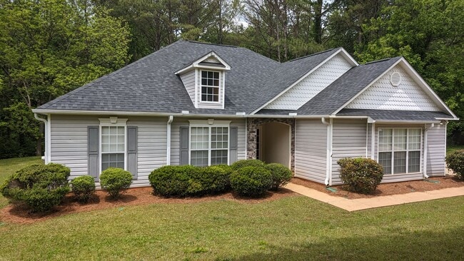 property at 105 Foxdale Dr