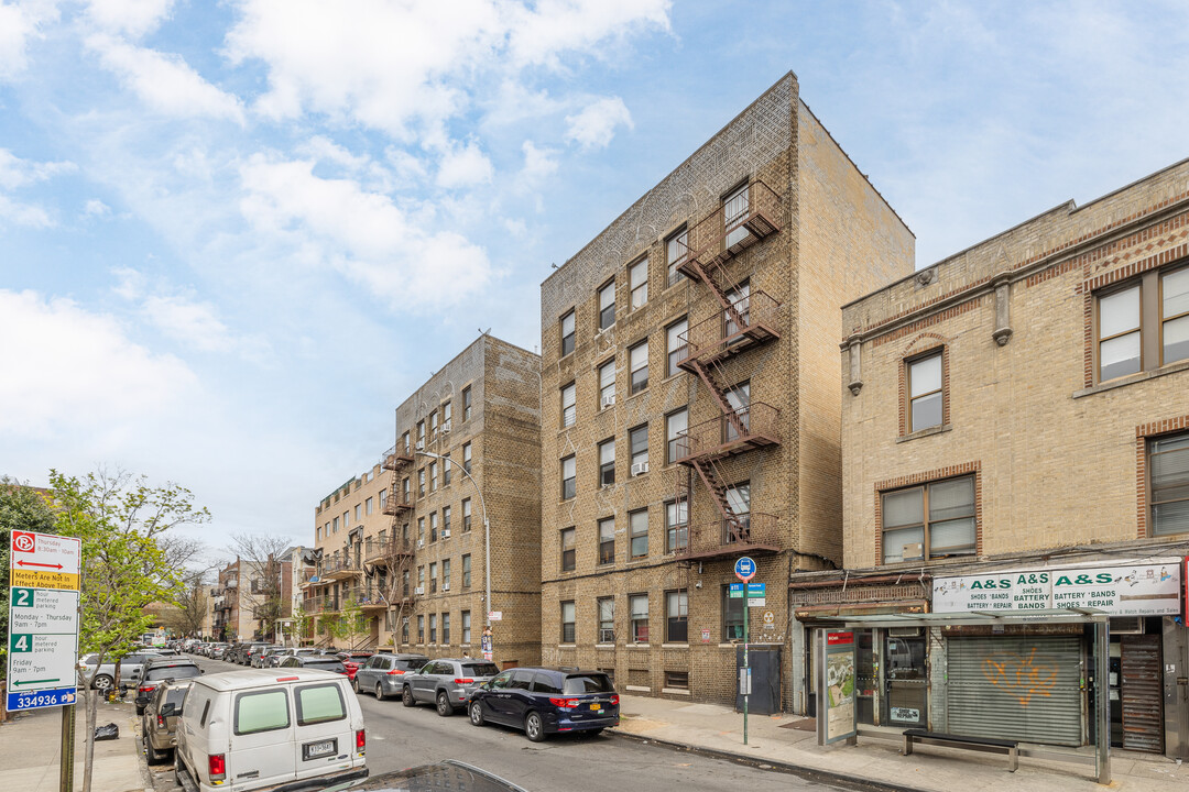 1261 49th St in Brooklyn, NY - Building Photo