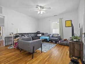 131 Summer St, Unit #2 in Somerville, MA - Foto de edificio - Building Photo