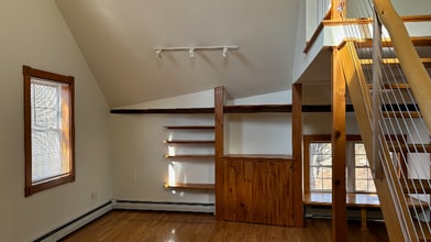 261 Main St-Unit -Apt 7 in Farmington, ME - Building Photo - Building Photo