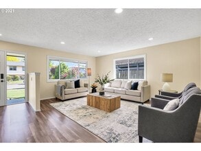 14404 NE Failing St in Portland, OR - Building Photo - Building Photo