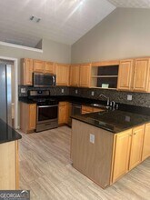 4138 Deer Springs Way in Gainesville, GA - Foto de edificio - Building Photo