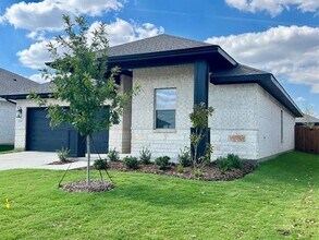 1262 Okeechobee Dr in Dallas, TX - Building Photo - Building Photo