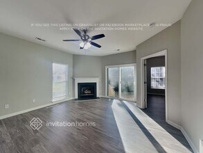 9608 Veronica Dr in Charlotte, NC - Foto de edificio - Building Photo