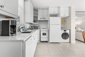 5600 Bonita Beach Rd SW in Bonita Springs, FL - Building Photo - Building Photo