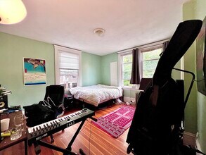 148 Strathmore Rd, Unit 2 in Boston, MA - Building Photo - Building Photo