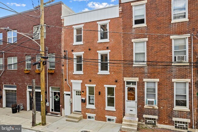 property at 1124 Dunton St