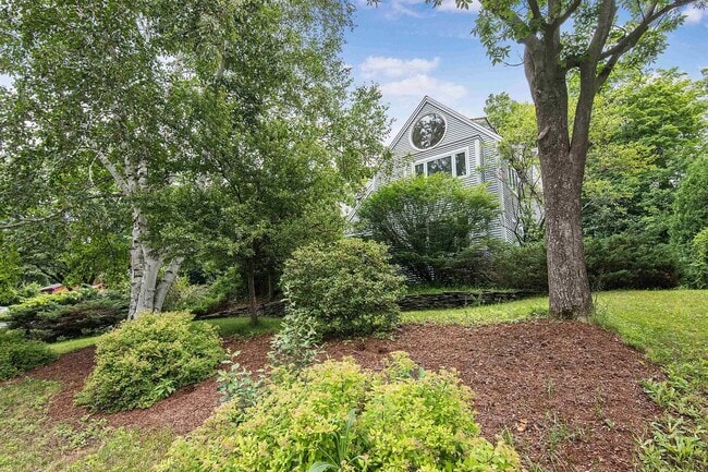 property at 11 Harbor Ridge Rd