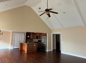 2422 Deer Run Ct in Auburn, AL - Building Photo - Building Photo