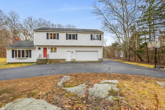 property at 138 Mistuxet Ave