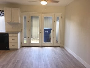 4747 N Woodrow Ave in Fresno, CA - Building Photo - Building Photo