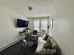 165 Davis Ave in Kearny, NJ - Building Photo - Building Photo