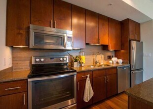 5250 Brownway St in Houston, TX - Building Photo - Building Photo
