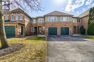 2550 Thomas St in Mississauga, ON - Building Photo - Building Photo