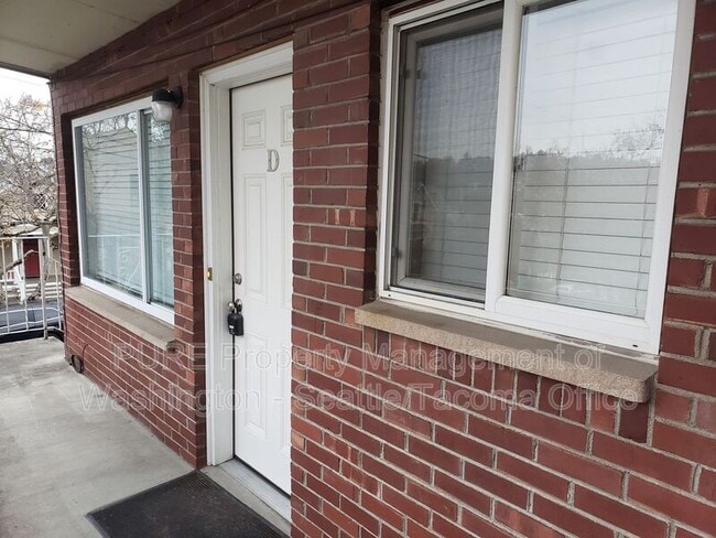 property at 3514 Ashworth Ave N