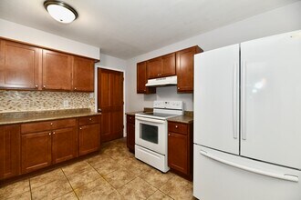 5220 Southdale Dr in Indianapolis, IN - Building Photo - Building Photo