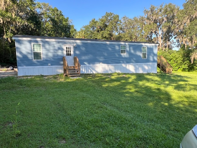property at 5330 SE 35th Ct