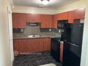 3051 NW 186th Terrace in Miami Gardens, FL - Foto de edificio - Building Photo