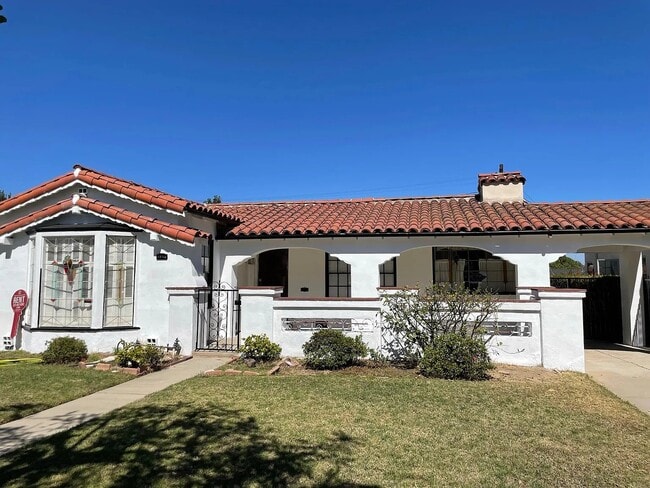 property at 1844 S Wooster St