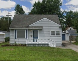1153 Farmington Rd in Garden City, MI - Building Photo